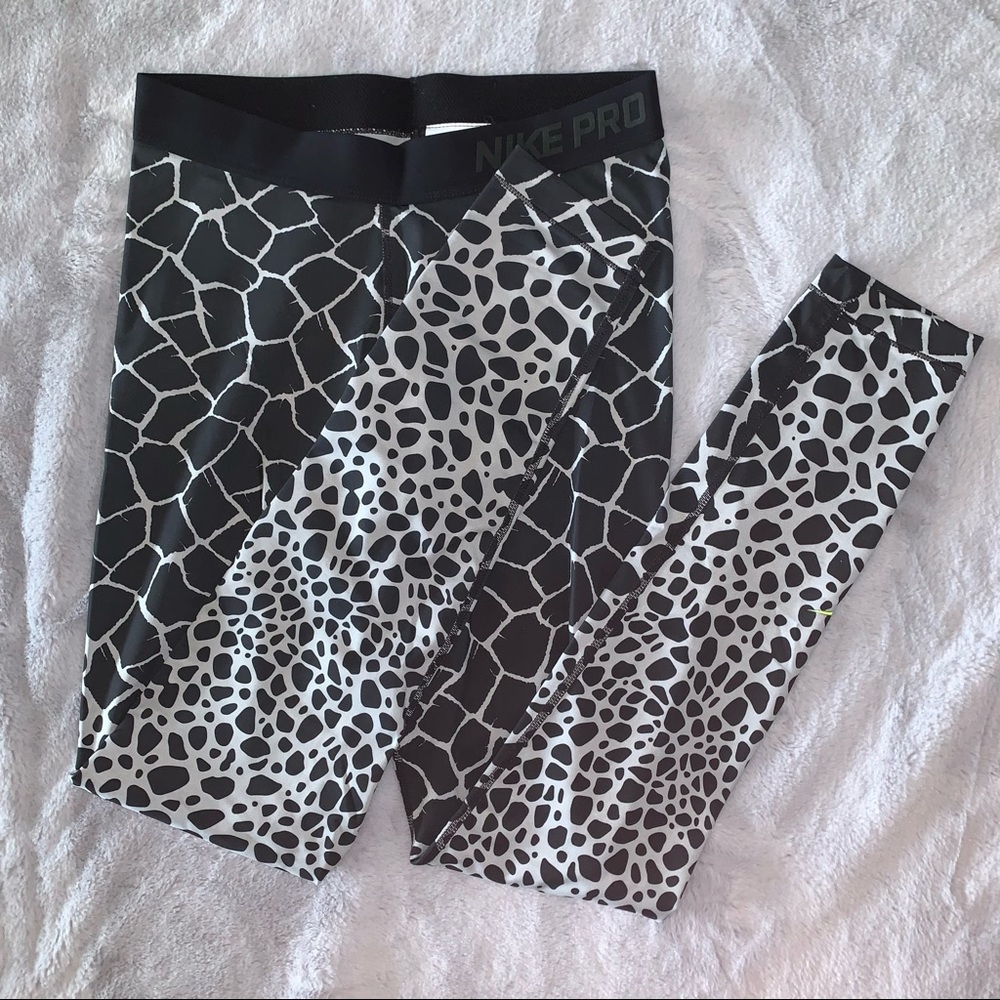 Nike Pro Leggings